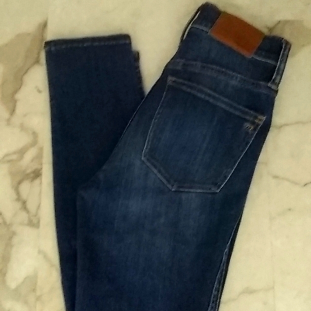 Madwell,10" High,- Rise skinny jeans.